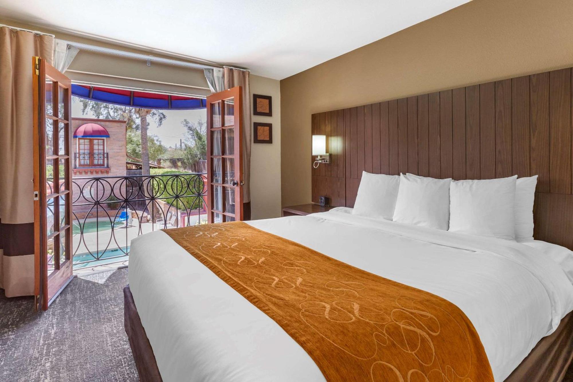 Comfort Suites At Sabino Canyon Tucson Room photo